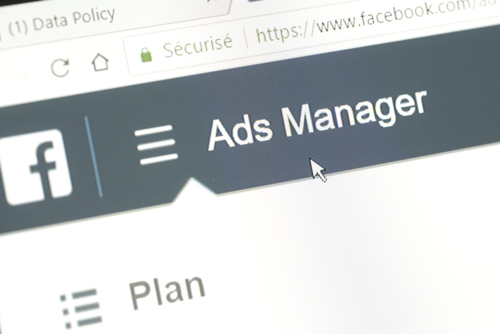 Strona managera facebooka w kampaniach reklamowyh