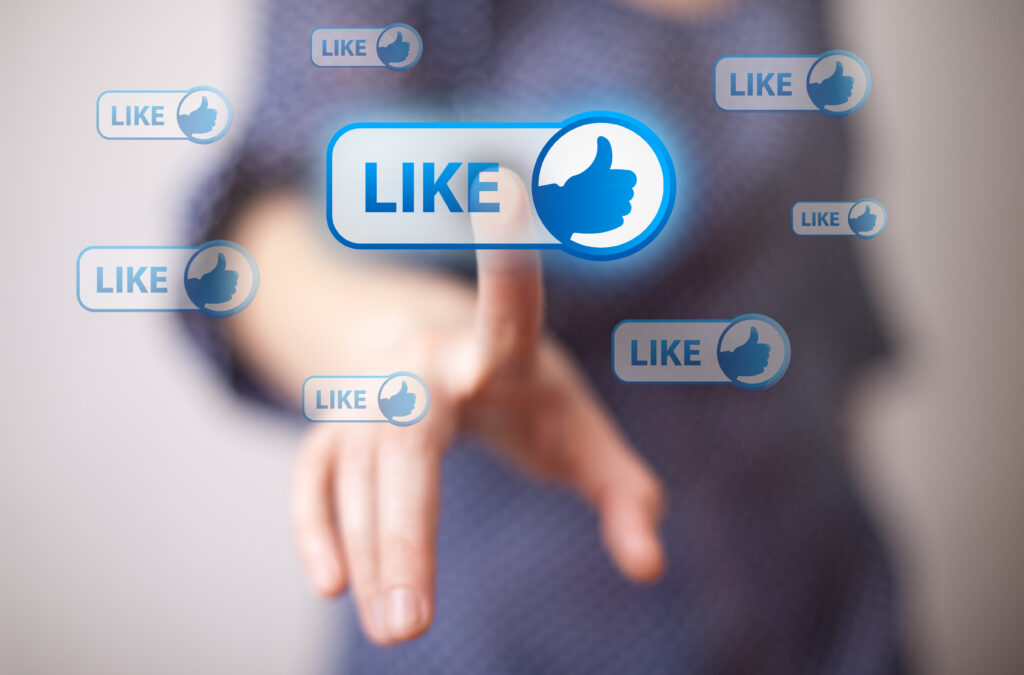 Przycisk like jako element marketingu na facebooku